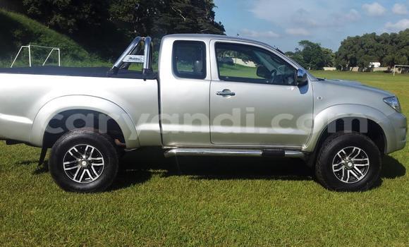 Acheter Occasion Voiture Toyota Hilux Gris à Lusaka, Zambie