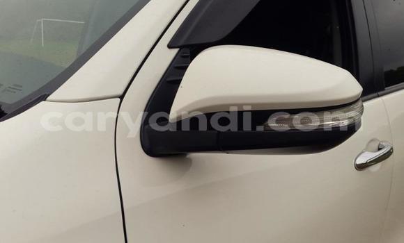 Acheter Occasion Voiture Toyota Hilux Blanc à Lusaka, Zambie Acheter Occasion Voiture Toyota Hilux Blanc à Lusaka, Zambie