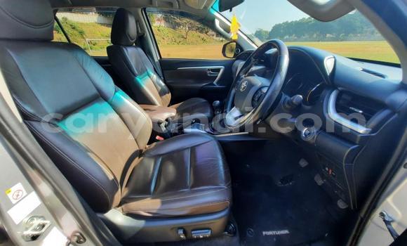 Tenga Tsaru Toyota Fortuner Sirivha Mota in Lusaka in Zambia Tenga Tsaru Toyota Fortuner Sirivha Mota in Lusaka in Zambia