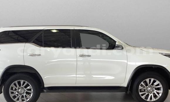 Buy Used Toyota Fortuner White Car in Kitwe in Zambia Buy Used Toyota Fortuner White Car in Kitwe in Zambia
