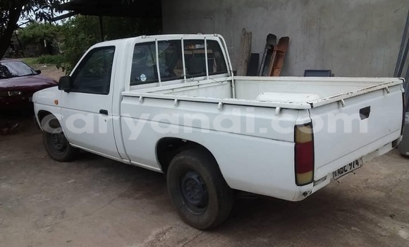 Acheter Occasion Voiture Nissan Datsun Blanc à Lusaka, Zambie Acheter Occasion Voiture Nissan Datsun Blanc à Lusaka, Zambie