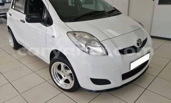 Buy Used Toyota Yaris White Car in Livingstone in Zambia Buy Used Toyota Yaris White Car in Livingstone in Zambia