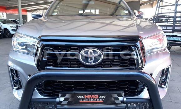 Acheter Occasion Voiture Toyota Hilux Gris à Lusaka, Zambie Acheter Occasion Voiture Toyota Hilux Gris à Lusaka, Zambie