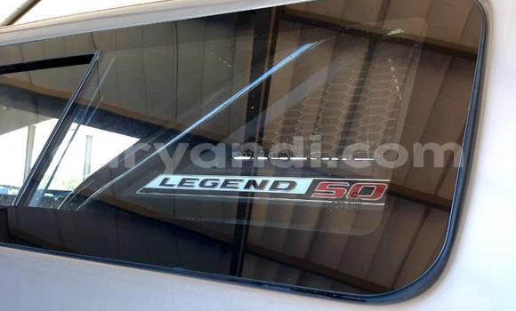 Acheter Occasion Voiture Toyota Hilux Gris à Lusaka, Zambie Acheter Occasion Voiture Toyota Hilux Gris à Lusaka, Zambie