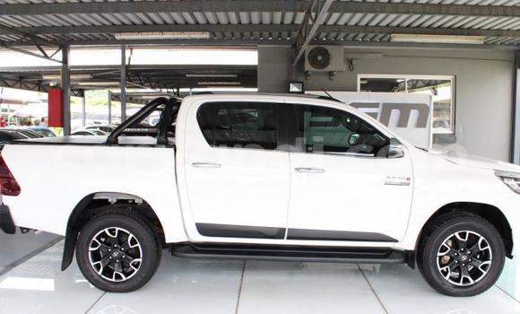 Buy Used Toyota Hilux White Car in Zambezi in North-Western Buy Used Toyota Hilux White Car in Zambezi in North-Western