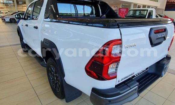 Buy Used Toyota Hilux White Car in Lusaka in Zambia Buy Used Toyota Hilux White Car in Lusaka in Zambia