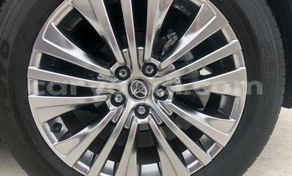 Buy Used Toyota Harrier White Car in Lusaka in Zambia Buy Used Toyota Harrier White Car in Lusaka in Zambia