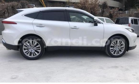 Buy Used Toyota Harrier White Car in Lusaka in Zambia Buy Used Toyota Harrier White Car in Lusaka in Zambia