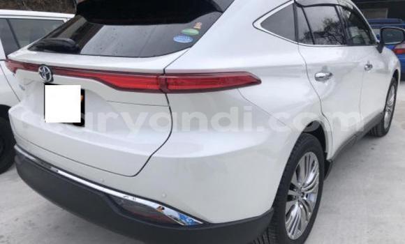 Buy Used Toyota Harrier White Car in Lusaka in Zambia Buy Used Toyota Harrier White Car in Lusaka in Zambia