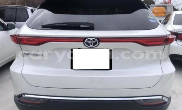 Buy Used Toyota Harrier White Car in Lusaka in Zambia Buy Used Toyota Harrier White Car in Lusaka in Zambia