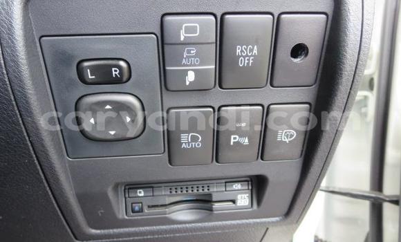 Buy Import Toyota Land Cruiser White Car in Lusaka in Zambia Buy Import Toyota Land Cruiser White Car in Lusaka in Zambia