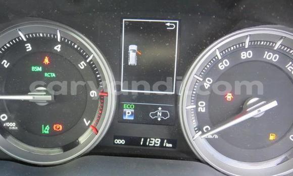 Buy Import Toyota Land Cruiser White Car in Lusaka in Zambia Buy Import Toyota Land Cruiser White Car in Lusaka in Zambia