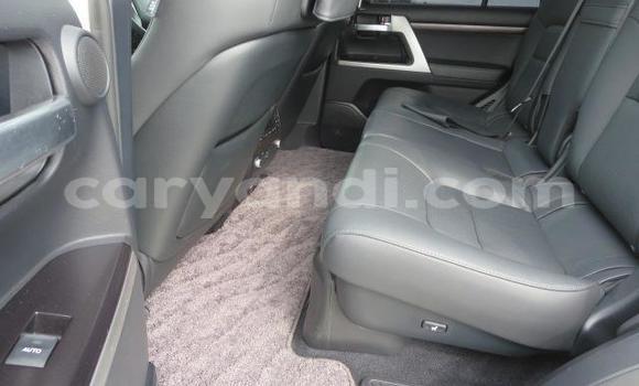 Buy Import Toyota Land Cruiser White Car in Lusaka in Zambia Buy Import Toyota Land Cruiser White Car in Lusaka in Zambia