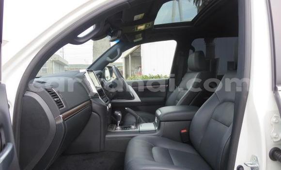Buy Import Toyota Land Cruiser White Car in Lusaka in Zambia Buy Import Toyota Land Cruiser White Car in Lusaka in Zambia