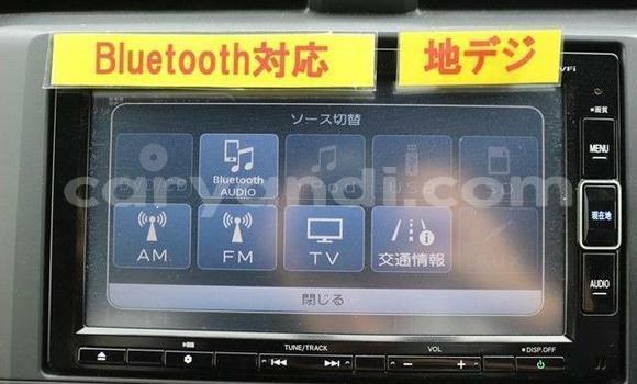 Buy Import Honda Civic White Car in Chilanga in Lusaka Buy Import Honda Civic White Car in Chilanga in Lusaka