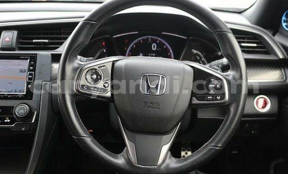 Buy Import Honda Civic White Car in Chilanga in Lusaka Buy Import Honda Civic White Car in Chilanga in Lusaka