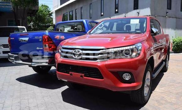 Nunua Ilio tumika Toyota Hilux Nyingine Gari ndani ya Lusaka nchini Zambia Nunua Ilio tumika Toyota Hilux Nyingine Gari ndani ya Lusaka nchini Zambia