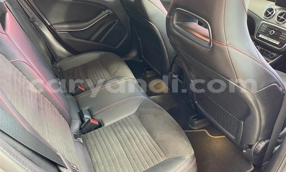 Buy Used Mercedes-Benz GLC 250D Silver Car in Lusaka in Zambia Buy Used Mercedes-Benz GLC 250D Silver Car in Lusaka in Zambia