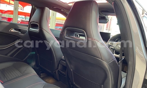 Buy Used Mercedes-Benz GLC 250D Silver Car in Lusaka in Zambia Buy Used Mercedes-Benz GLC 250D Silver Car in Lusaka in Zambia