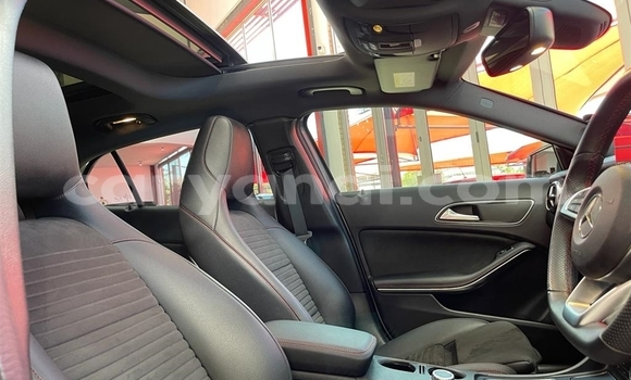 Buy Used Mercedes-Benz GLC 250D Silver Car in Lusaka in Zambia Buy Used Mercedes-Benz GLC 250D Silver Car in Lusaka in Zambia