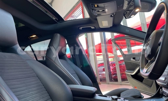 Buy Used Mercedes-Benz GLC 250D Silver Car in Lusaka in Zambia Buy Used Mercedes-Benz GLC 250D Silver Car in Lusaka in Zambia