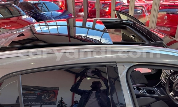 Buy Used Mercedes-Benz GLC 250D Silver Car in Lusaka in Zambia Buy Used Mercedes-Benz GLC 250D Silver Car in Lusaka in Zambia