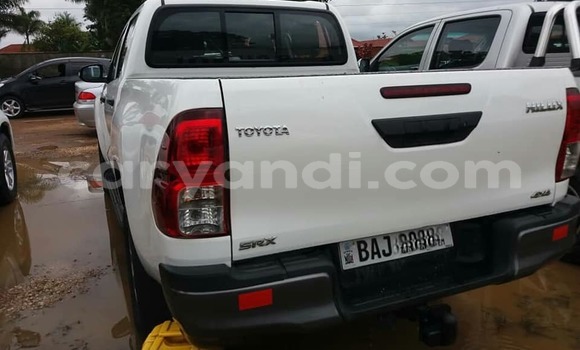 Buy Used Toyota Hilux White Car in Lusaka in Zambia Buy Used Toyota Hilux White Car in Lusaka in Zambia