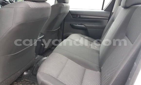 Buy Used Toyota Hilux White Car in Lusaka in Zambia Buy Used Toyota Hilux White Car in Lusaka in Zambia