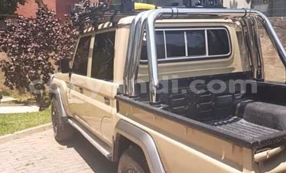 Buy Used Toyota Land Cruiser Brown Car in Lusaka in Zambia Buy Used Toyota Land Cruiser Brown Car in Lusaka in Zambia
