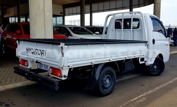 Tenga Tsaru Hyundai H1 Chena Mota in Kalulushi in Copperbelt Tenga Tsaru Hyundai H1 Chena Mota in Kalulushi in Copperbelt