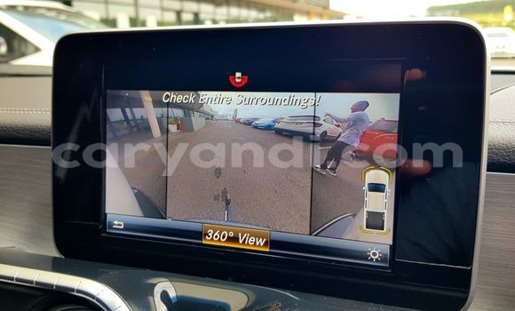 Tenga Tsaru Mercedes‒Benz X-klasse Concept Chena Mota in Livingstone in Zambia Tenga Tsaru Mercedes‒Benz X-klasse Concept Chena Mota in Livingstone in Zambia