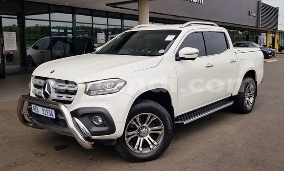 Acheter Occasion Voiture Mercedes‒Benz X-klasse Concept Blanc à Livingstone, Zambie