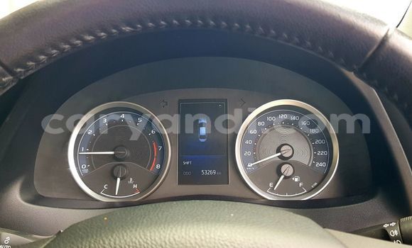 Acheter Occasion Voiture Toyota Corolla Gris à Kitwe, Zambie Acheter Occasion Voiture Toyota Corolla Gris à Kitwe, Zambie