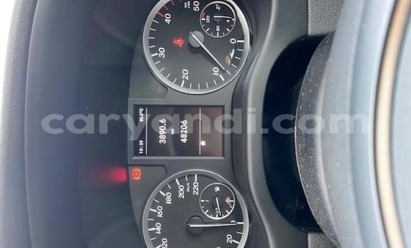 Buy Used Mercedes‒Benz Vito Silver Car in Mufulira in Zambia Buy Used Mercedes‒Benz Vito Silver Car in Mufulira in Zambia