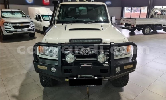 Buy Used Toyota Land Cruiser White Car in Lusaka in Zambia Buy Used Toyota Land Cruiser White Car in Lusaka in Zambia