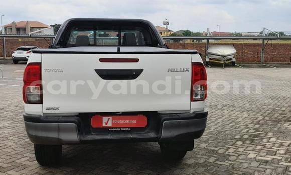 Buy Used Toyota Hilux White Car in Chingola in Zambia Buy Used Toyota Hilux White Car in Chingola in Zambia