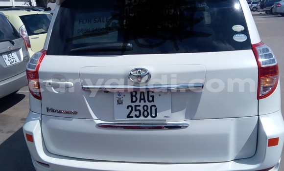 Buy Used Toyota Vanguard White Car in Lusaka in Zambia Buy Used Toyota Vanguard White Car in Lusaka in Zambia