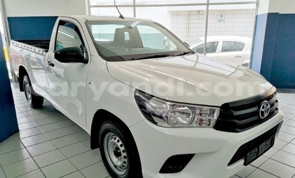Buy Used Toyota Hilux White Car in Lusaka in Zambia