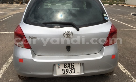 Acheter Occasion Voiture Toyota Vitz Gris à Lusaka, Zambie Acheter Occasion Voiture Toyota Vitz Gris à Lusaka, Zambie