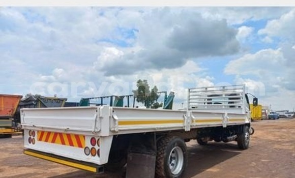 Buy Used Mitsubishi Frontera White Car in Livingstone in Zambia Buy Used Mitsubishi Frontera White Car in Livingstone in Zambia