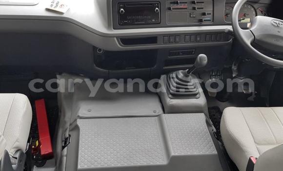 Nunua Ilio tumika Toyota LITEACE Nyeupe Lori ndani ya Chingola nchini Zambia Nunua Ilio tumika Toyota LITEACE Nyeupe Lori ndani ya Chingola nchini Zambia