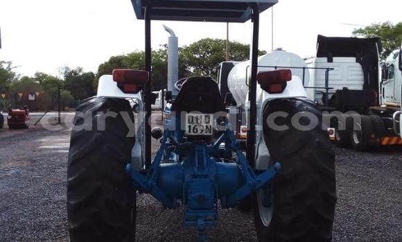Tenga Tsaru Ford E 150 Cargo Van Bhuruu Rori in Kabwe in Zambia Tenga Tsaru Ford E 150 Cargo Van Bhuruu Rori in Kabwe in Zambia