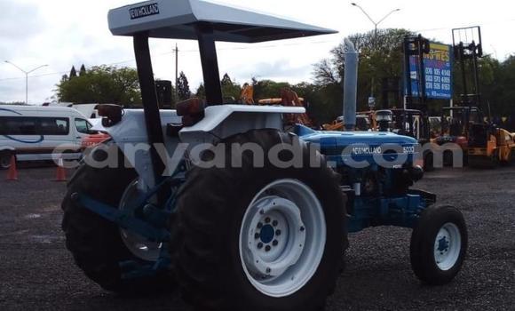Tenga Tsaru Ford E 150 Cargo Van Bhuruu Rori in Kabwe in Zambia Tenga Tsaru Ford E 150 Cargo Van Bhuruu Rori in Kabwe in Zambia