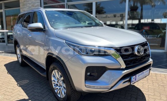 Nunua Ilio tumika Toyota Fortuner Fedha Gari ndani ya Chingola nchini Zambia