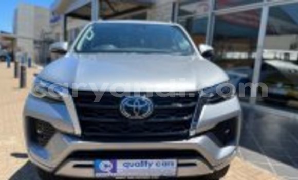 Buy Used Toyota Fortuner Silver Car in Chingola in Zambia Buy Used Toyota Fortuner Silver Car in Chingola in Zambia