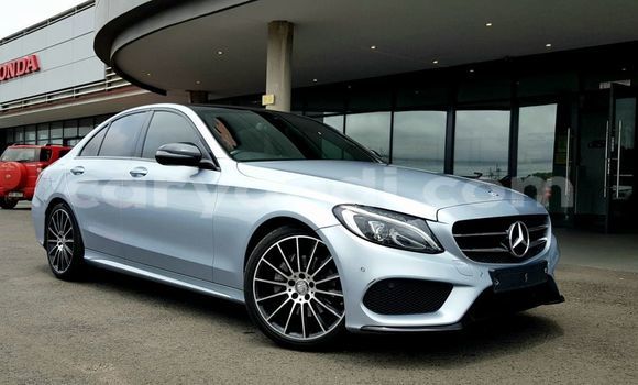 Acheter Occasion Voiture Mercedes‒Benz C–Class Gris à Chingola, Zambie Acheter Occasion Voiture Mercedes‒Benz C–Class Gris à Chingola, Zambie