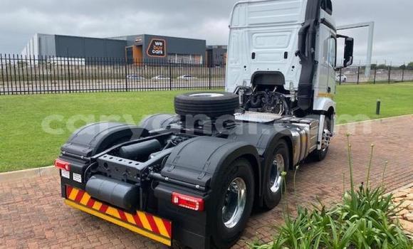 Buy Used Mercedes–Benz 2644 White Truck in Lusaka in Zambia Buy Used Mercedes–Benz 2644 White Truck in Lusaka in Zambia