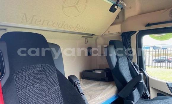 Buy Used Mercedes–Benz 2644 White Truck in Lusaka in Zambia Buy Used Mercedes–Benz 2644 White Truck in Lusaka in Zambia
