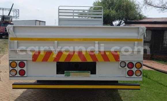 Buy Used Isuzu FTR 850 White Truck in Kabwe in Zambia Buy Used Isuzu FTR 850 White Truck in Kabwe in Zambia