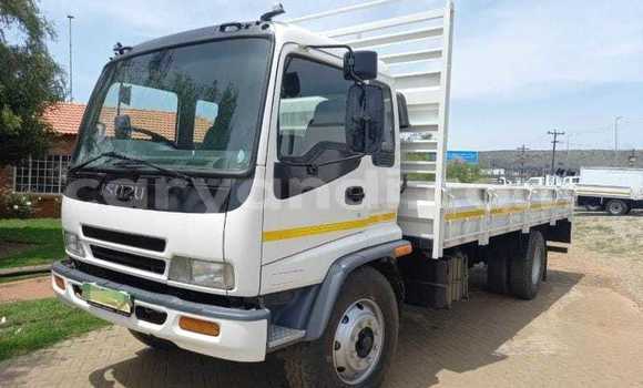 Buy Used Isuzu FTR 850 White Truck in Kabwe in Zambia Buy Used Isuzu FTR 850 White Truck in Kabwe in Zambia
